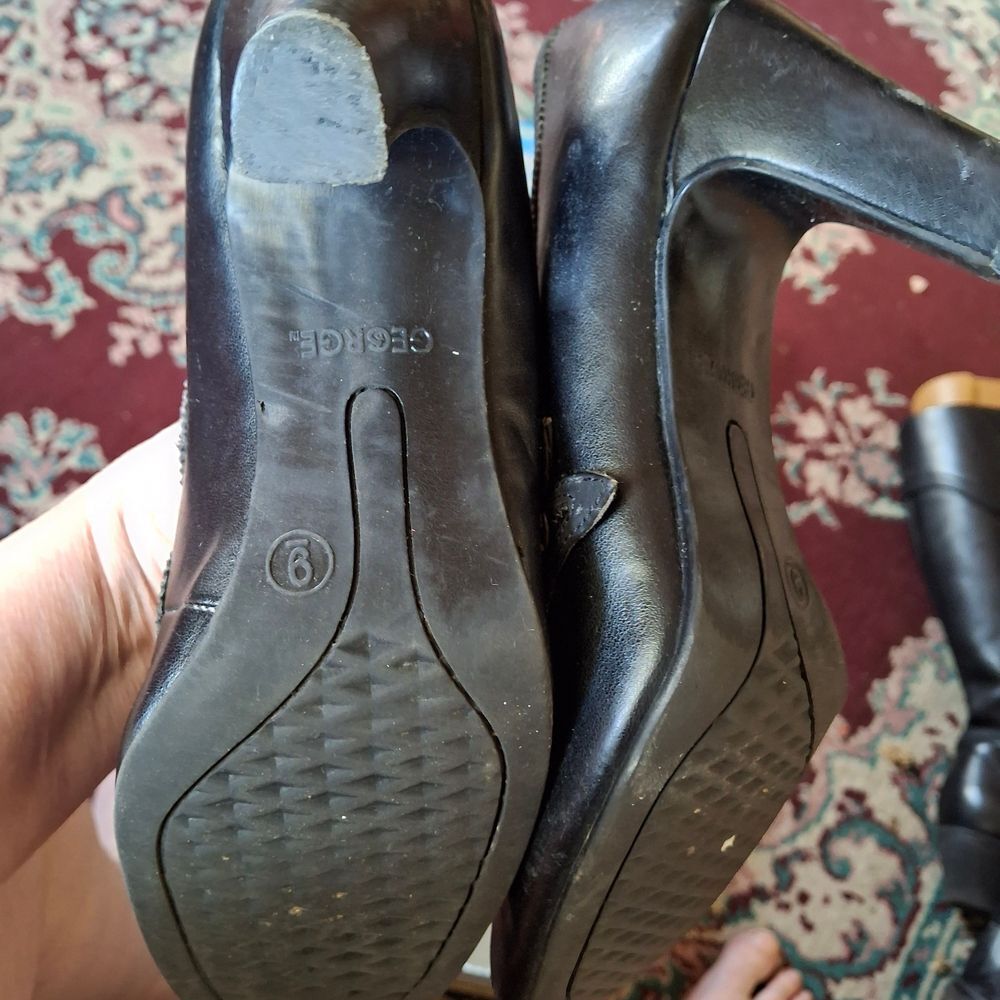 George Classic Black Women's Heels